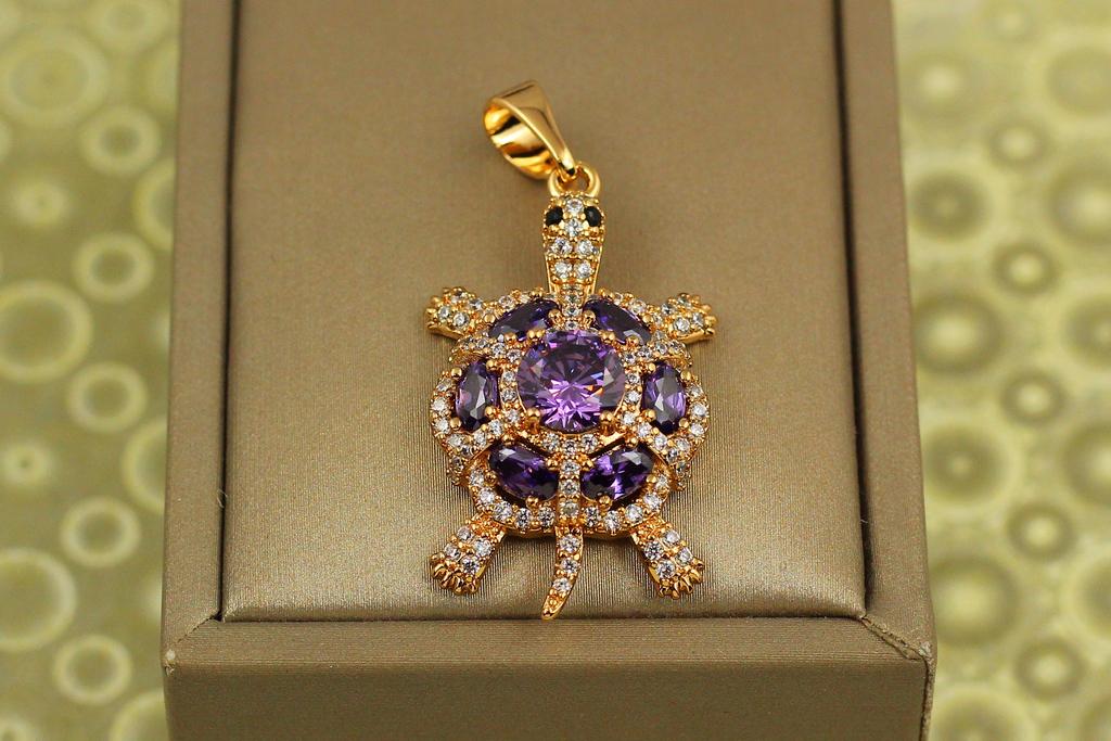 Кулон Xuping Jewelry черепашка із фіолетовим каменем 3,2 см Золотистий (31559238)