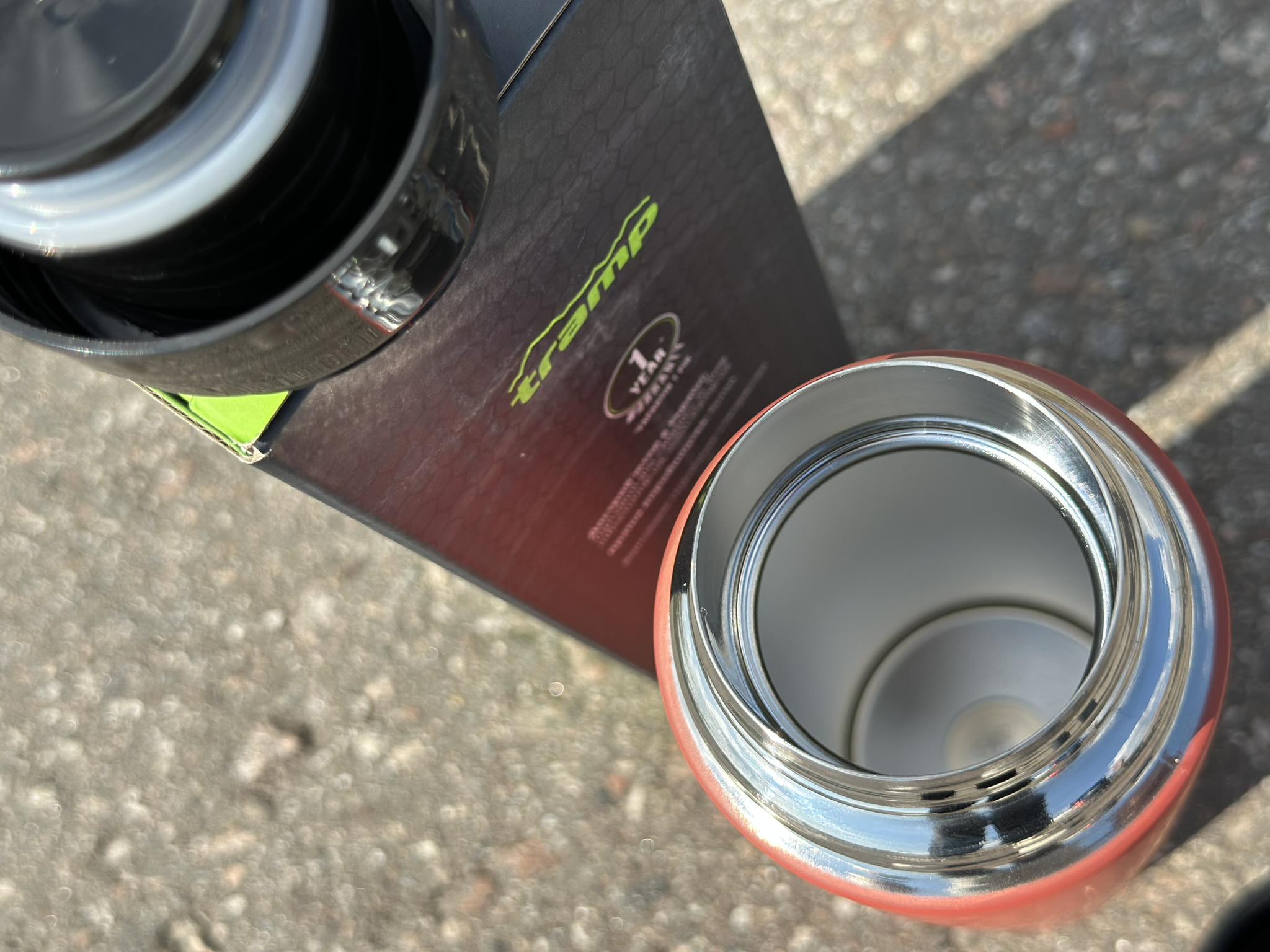 Термос для чаю та напоїв Tramp Basic з нержавіючої сталі тримає 12 ч. 1 л (UTRC-113-red) - фото 8