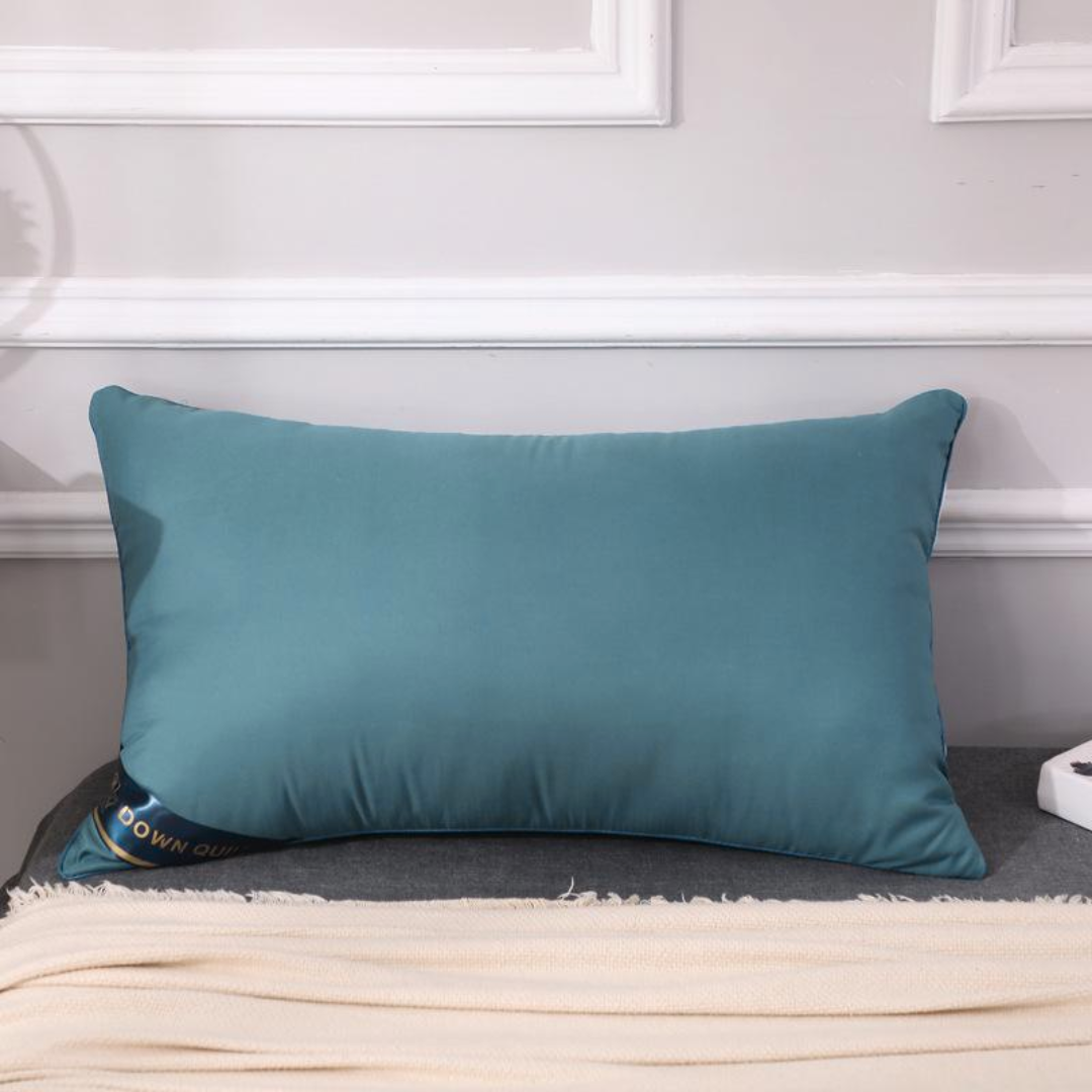 Подушка гипоаллергенная Hilton Для дома и гостиниц 700 г 100% полиэстер 74х48 см Синий