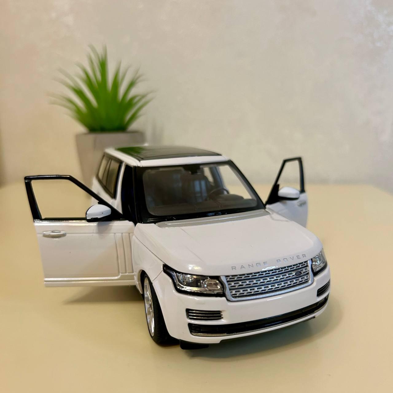 Машинка детская металлическая Rastar 56300 Land rover Range Rover 1:24 Белый (56300) - фото 8 Машинка детская металлическая Rastar 56300 Land rover Range Rover 1:24 Белый (56300) - фото 8