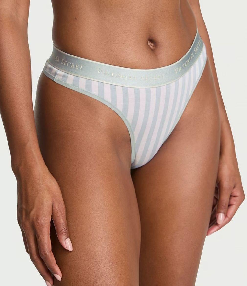 Трусики стринги полосатые из лого Victoria's Secret S Серо-бежевый (27065345)