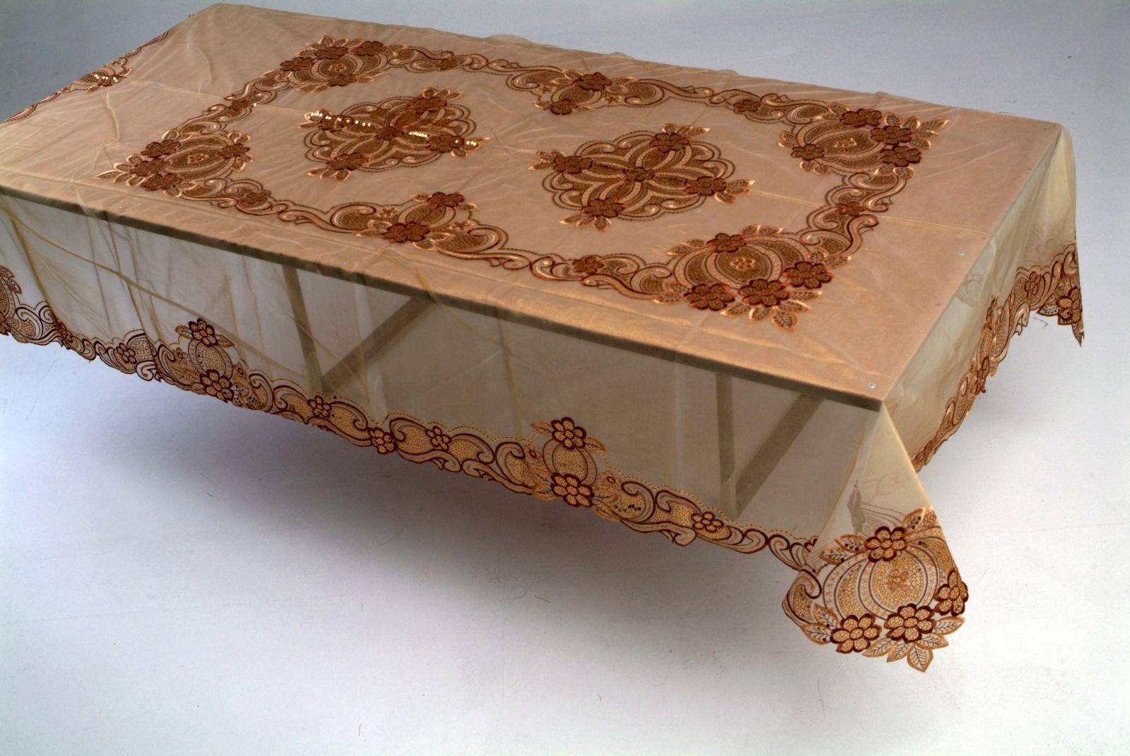 Скатерть на стол Tyl 160x220 см