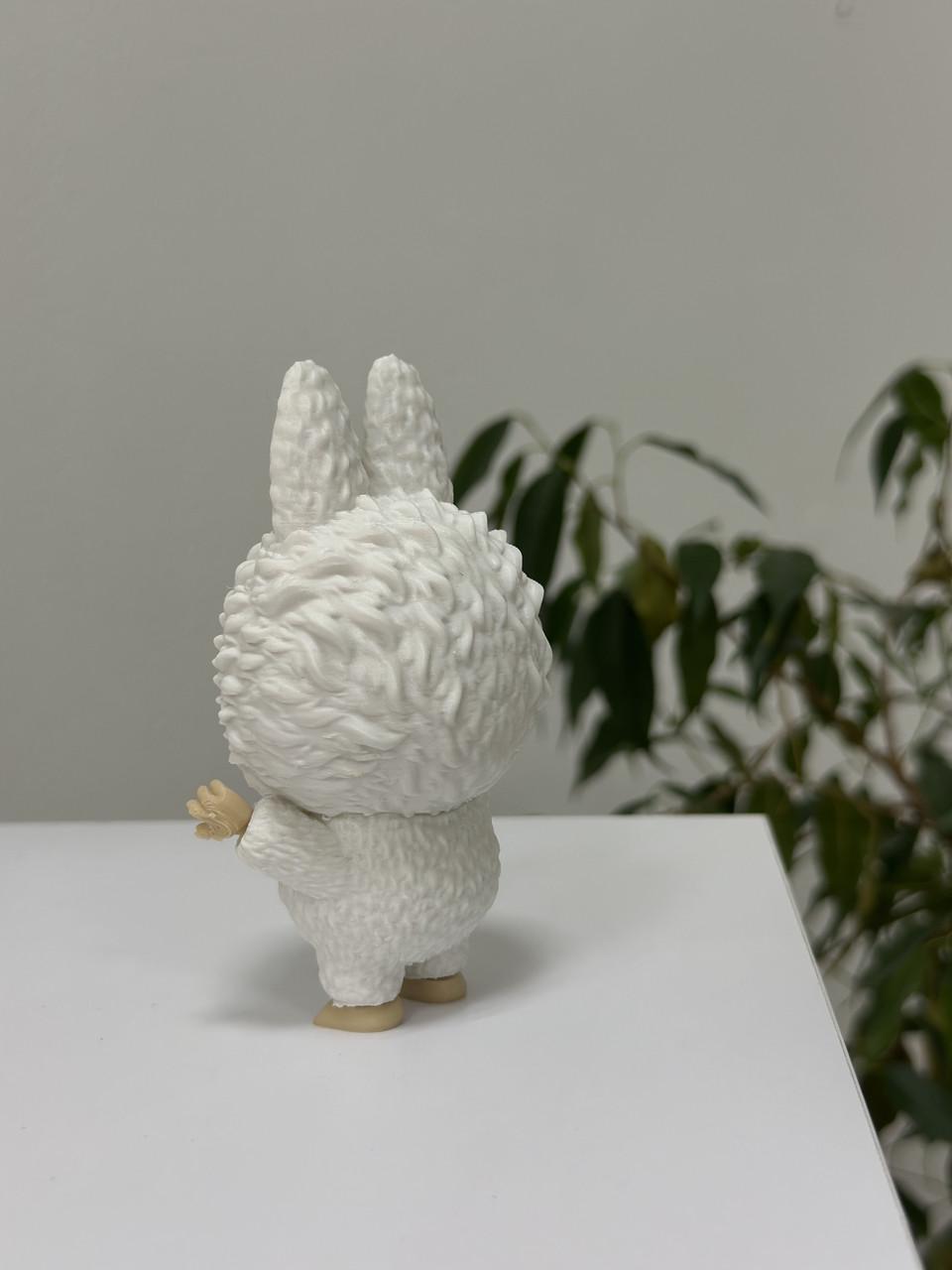 Фигурка labubu 10 см Белый - фото 3 Фигурка labubu 10 см Белый - фото 3