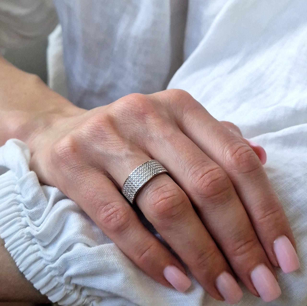 Каблучка доріжка широка з білими каменями срібло 925 проби родоване 4,71 г р. 17 (лк0116рк) - фото 7 Каблучка доріжка широка з білими каменями срібло 925 проби родоване 4,71 г р. 17 (лк0116рк) - фото 7