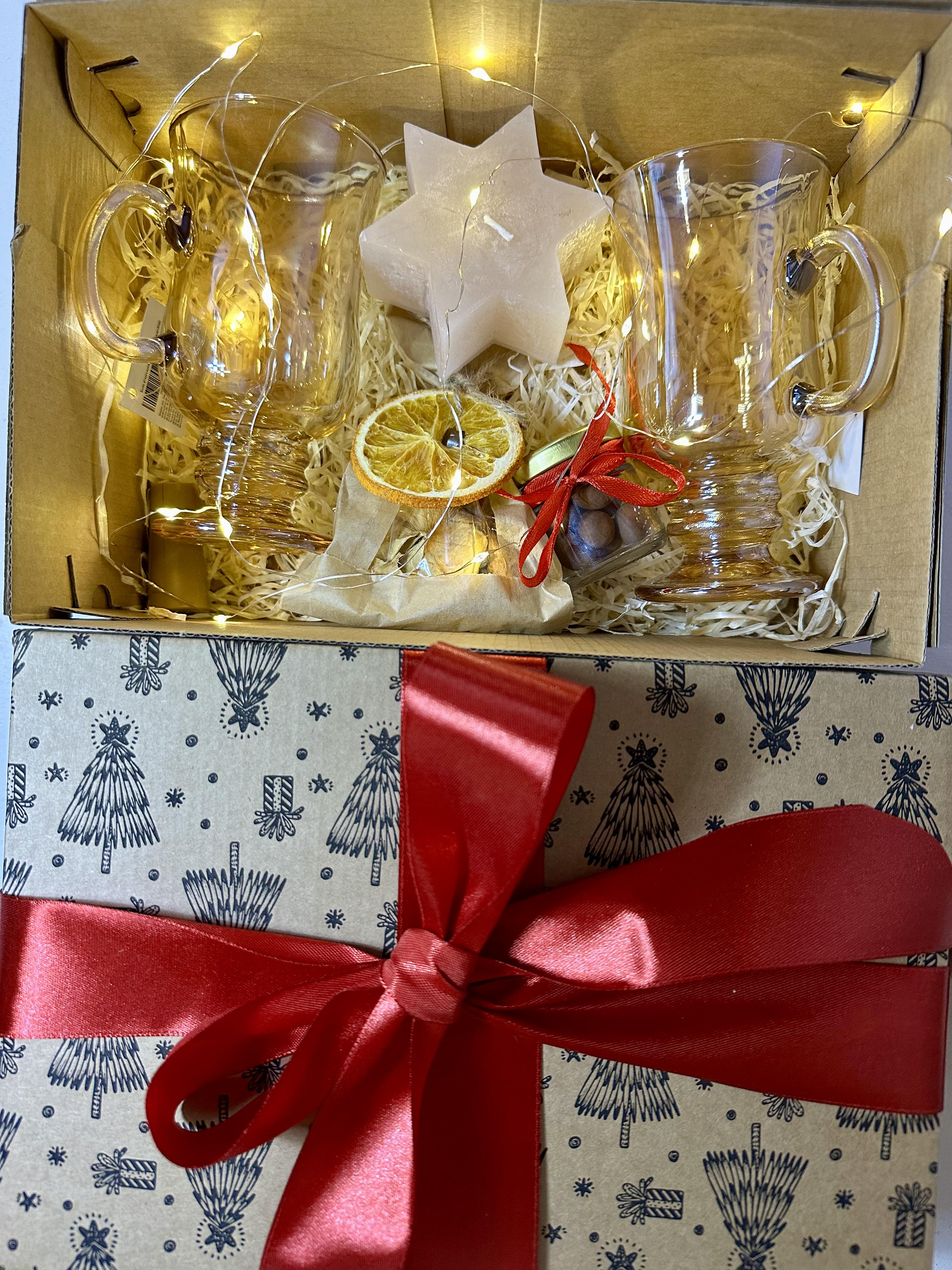 Набір подарунковий для романтичного глінтвейну зі смаколиками (13530751) - фото 10 Набір подарунковий для романтичного глінтвейну зі смаколиками (13530751) - фото 10