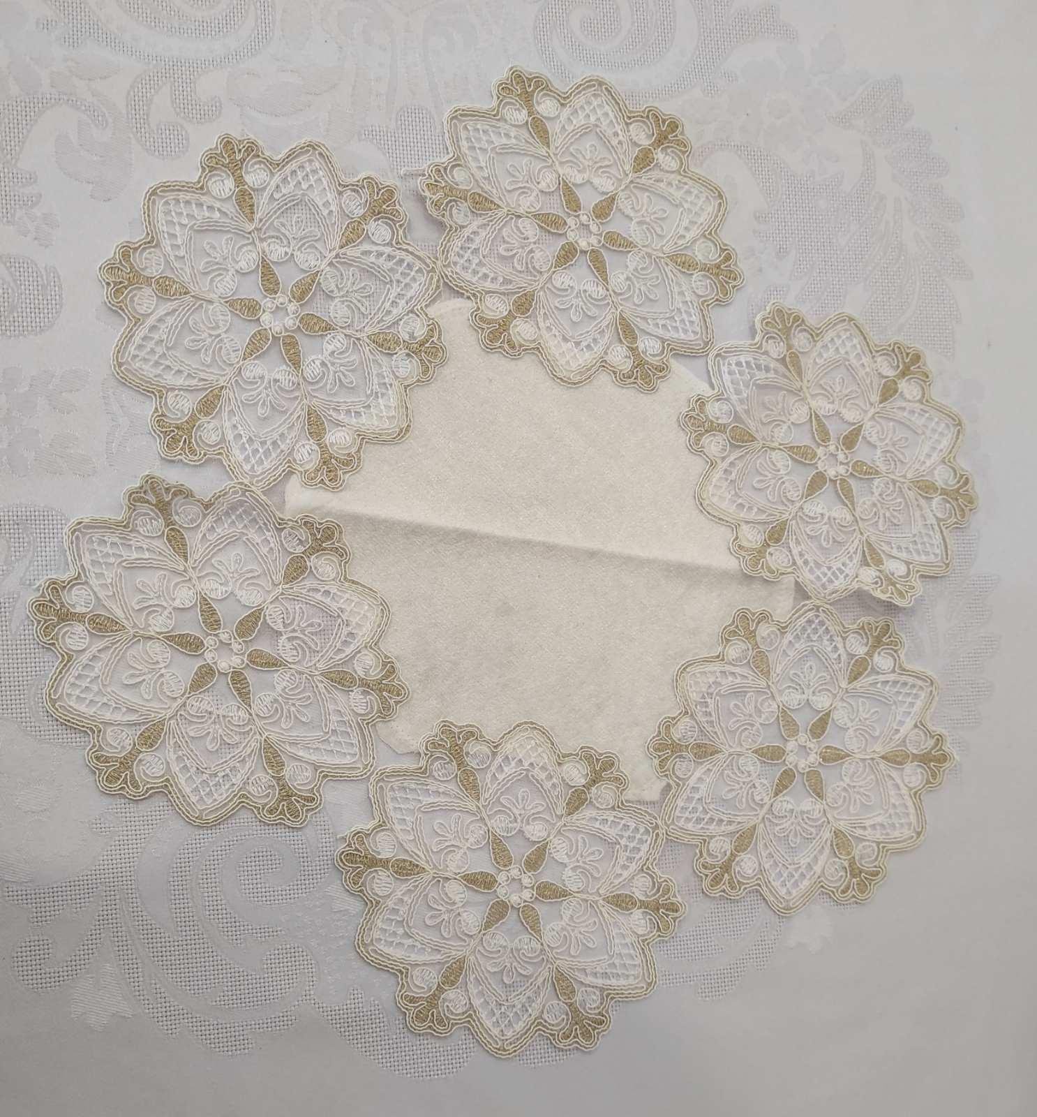 Серветка велюрова Acme з мереживом 40x40 Star Krem (CN7491)