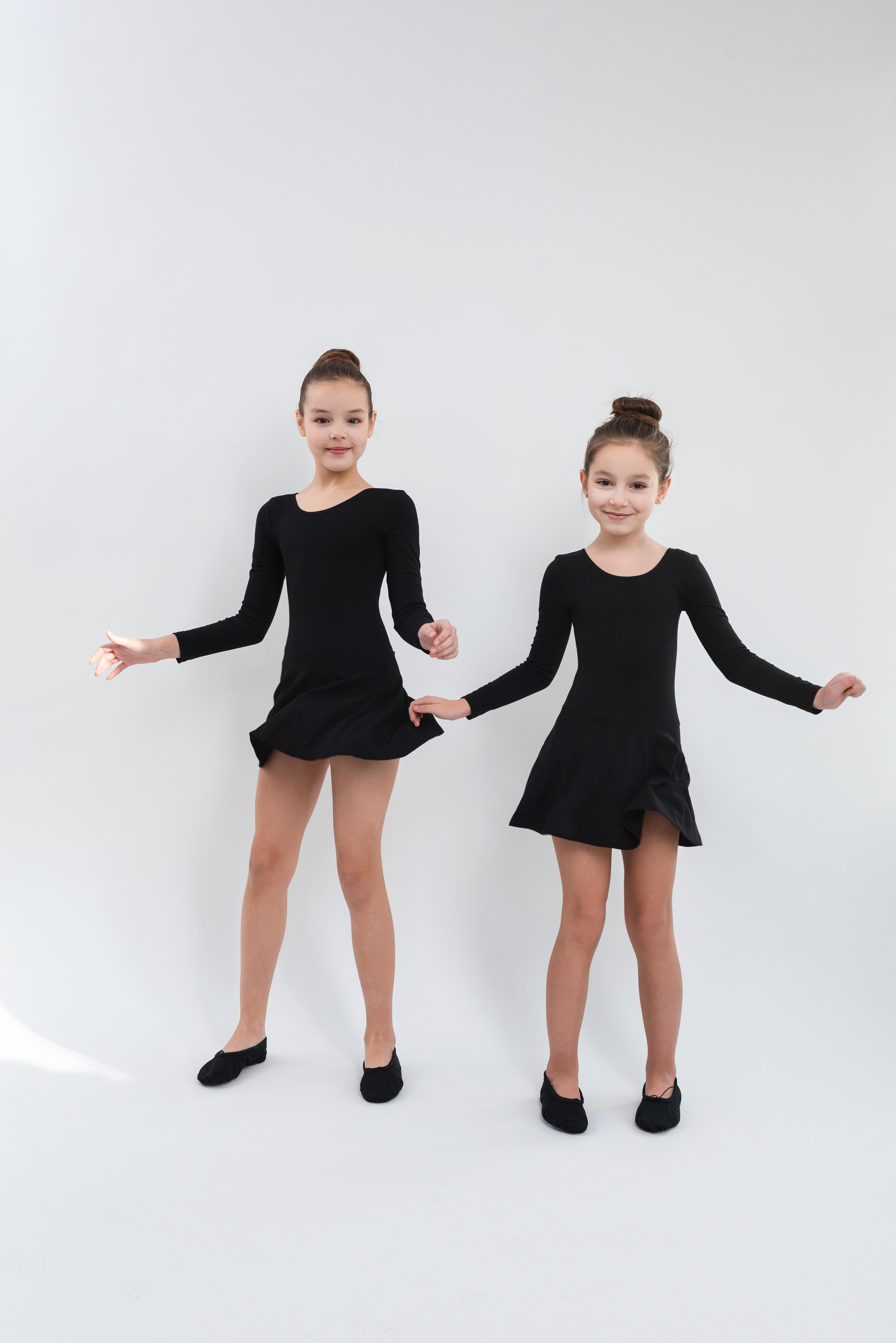 Купальник зі спідницею та довгим рукавом для танців Sono 122 розмір Чорний (1145817) - фото 8 Купальник зі спідницею та довгим рукавом для танців Sono 122 розмір Чорний (1145817) - фото 8