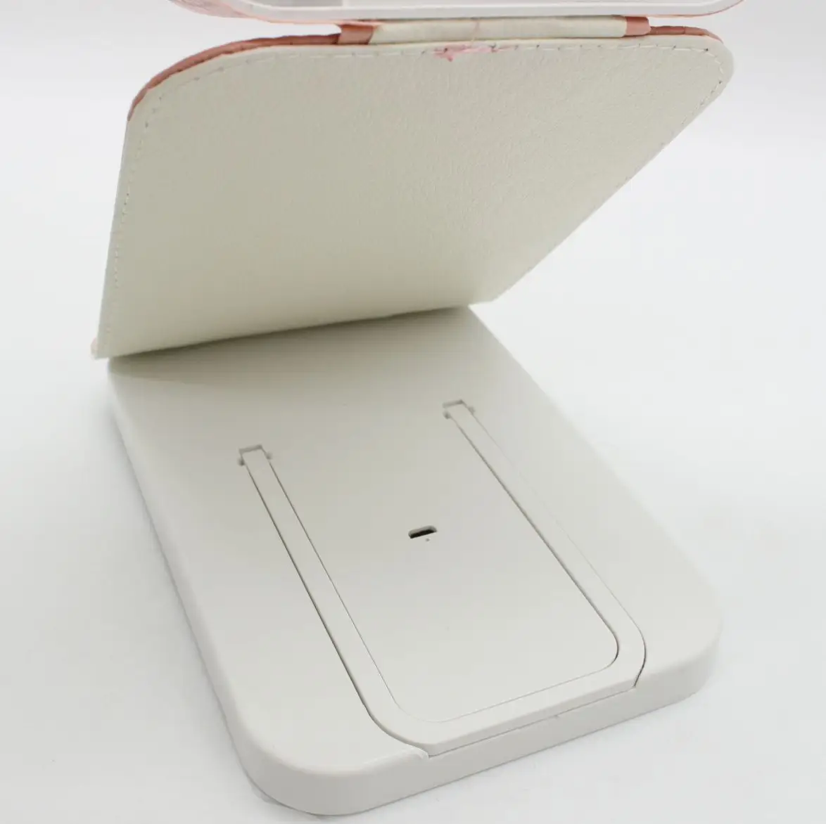 Косметичка органайзер дорожня з дзеркалом і підсвічуванням 21х14x5 см Рожевий (23457704101) - фото 7 Косметичка органайзер дорожня з дзеркалом і підсвічуванням 21х14x5 см Рожевий (23457704101) - фото 7