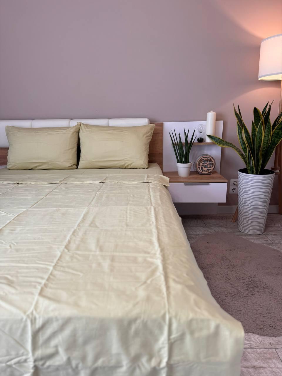 Постільна білизна сатин сімейний 150х220 см наволочки 70х70 см 2 шт. Кремовий (Д-Al-satin-004-04)