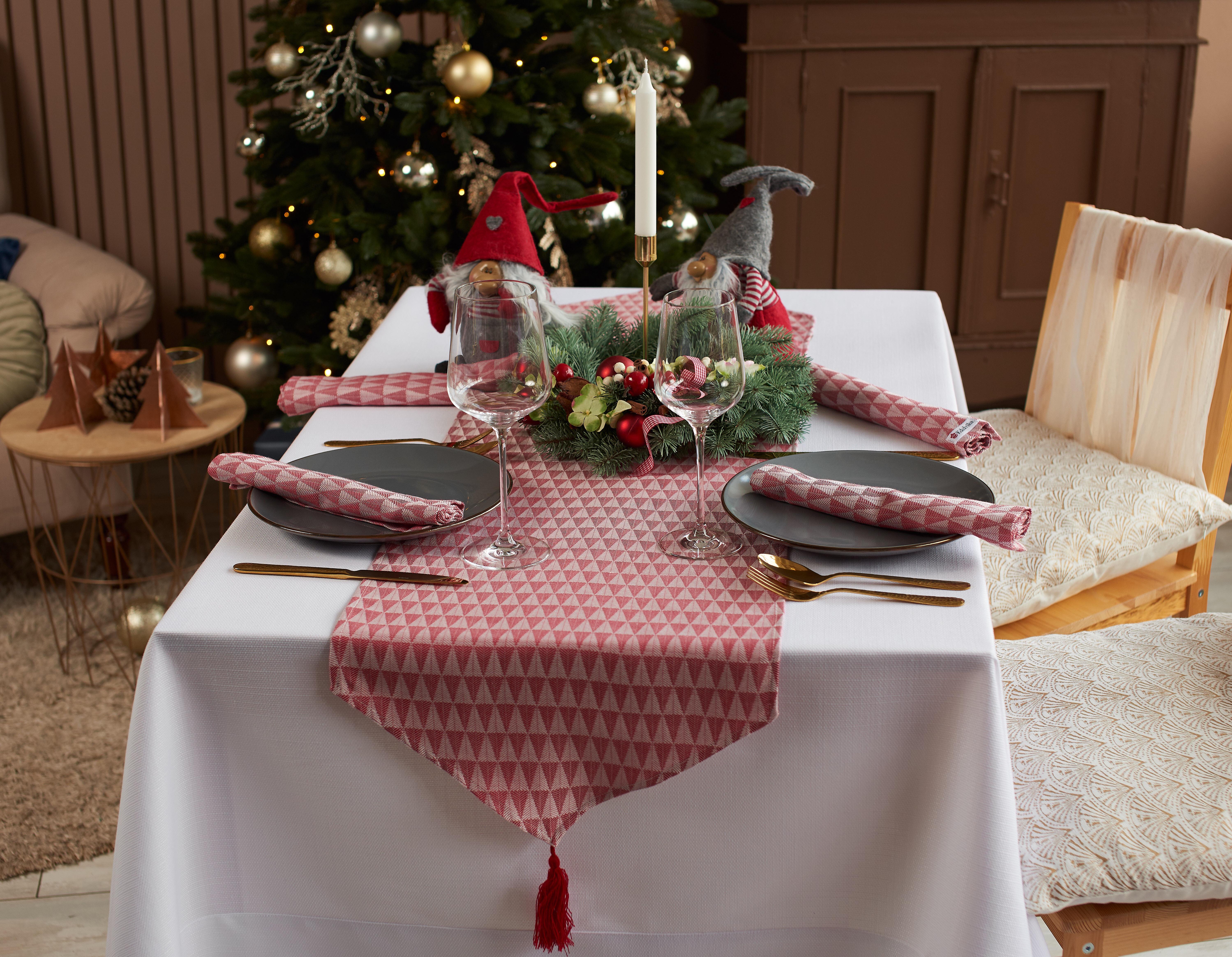 Доріжка на стіл новорічна Едельвіка Ялинка 1,40x0,40 м (454-20/00)