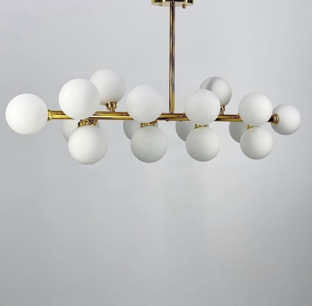 Люстра лінійна з мініатюрними білосніжними плафонами (DE 14 L/940 GD)