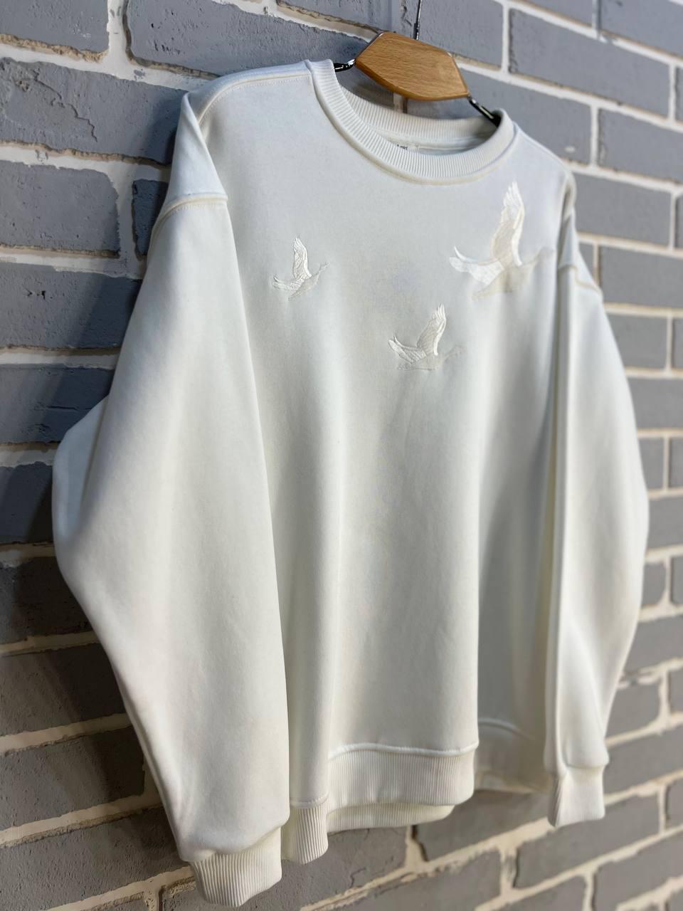 Свитшот женский PEPPER MINT 24-18 вышивка птицы оверсайз утепленный L Белый (972) - фото 4 Свитшот женский PEPPER MINT 24-18 вышивка птицы оверсайз утепленный L Белый (972) - фото 4