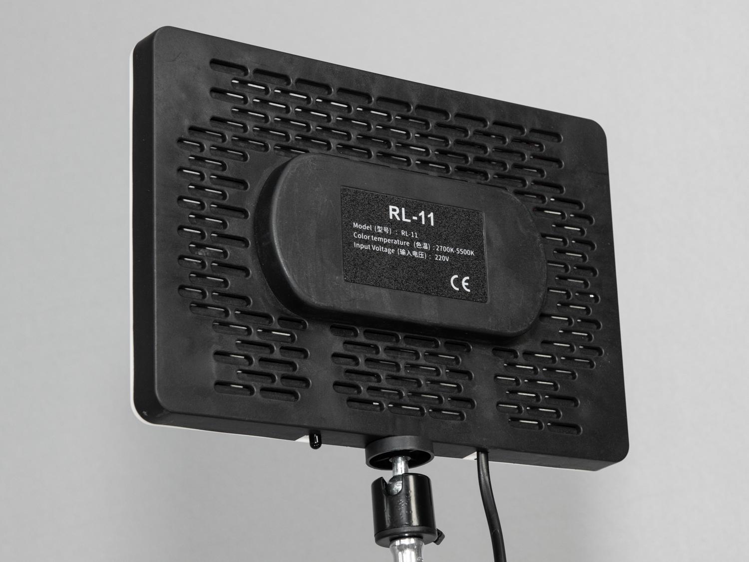 Прожектор для видеосъемки с пультом без штатива 220В (SL-RL-11) - фото 2 Прожектор для видеосъемки с пультом без штатива 220В (SL-RL-11) - фото 2