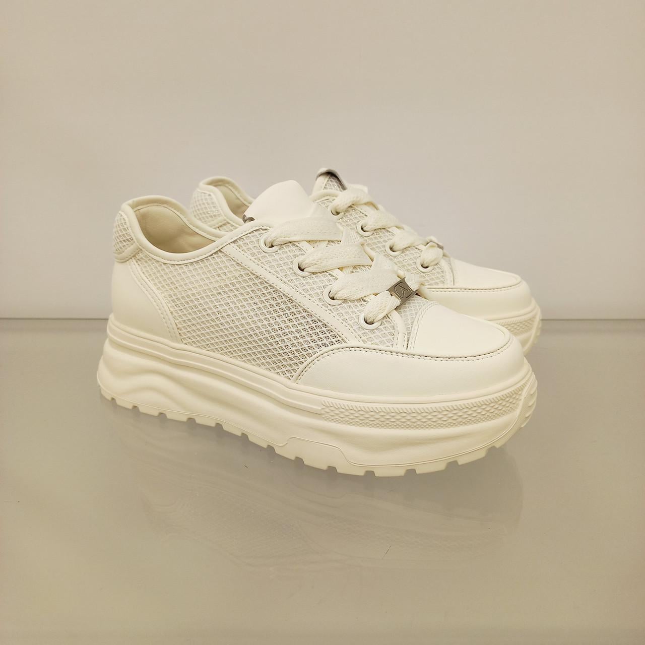 Кроссовки женские с сеткой на толстой подошве р. 36 Молочный (33384713)