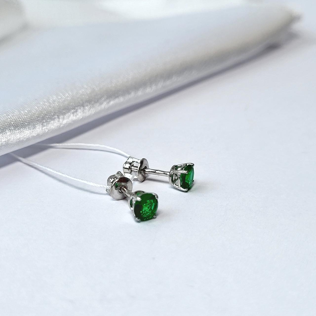 Серьги на закрутках с зеленым камнем 5 мм 925 пробы 1 г (72236з)