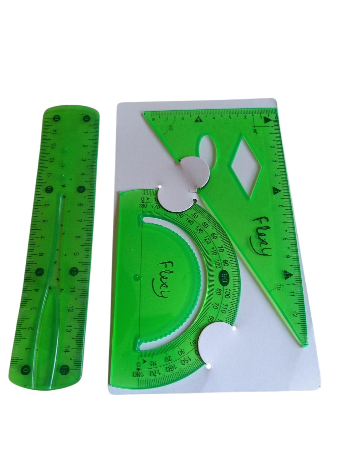 Набір гнучких лінійок Flex косинець/транспортир/лінійка 15 см Зелений (28926193) Набір гнучких лінійок Flex косинець/транспортир/лінійка 15 см Зелений (28926193)