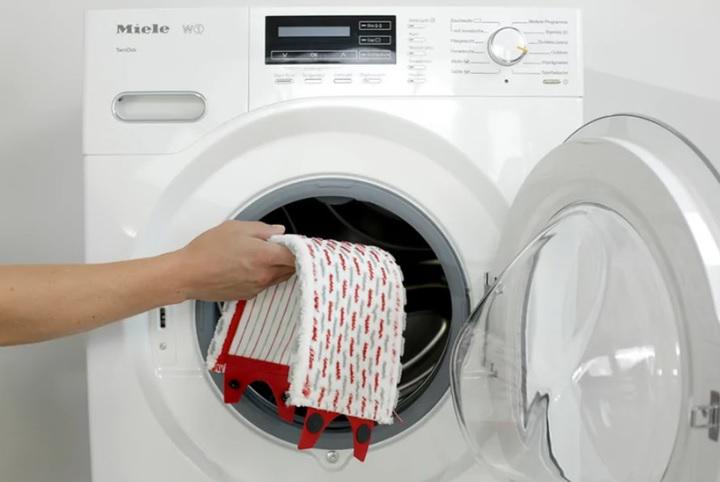 Набор для уборки Vileda Ultramax XL швабра і відро з віджимом (4023103212022) - фото 5 Набор для уборки Vileda Ultramax XL швабра і відро з віджимом (4023103212022) - фото 5