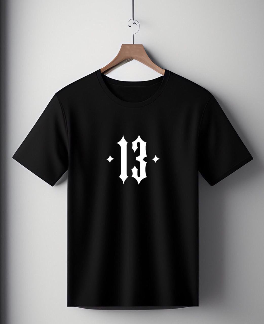 Футболка унисекс с надписью "13" оверсайз M Черный Футболка унисекс с надписью "13" оверсайз M Черный