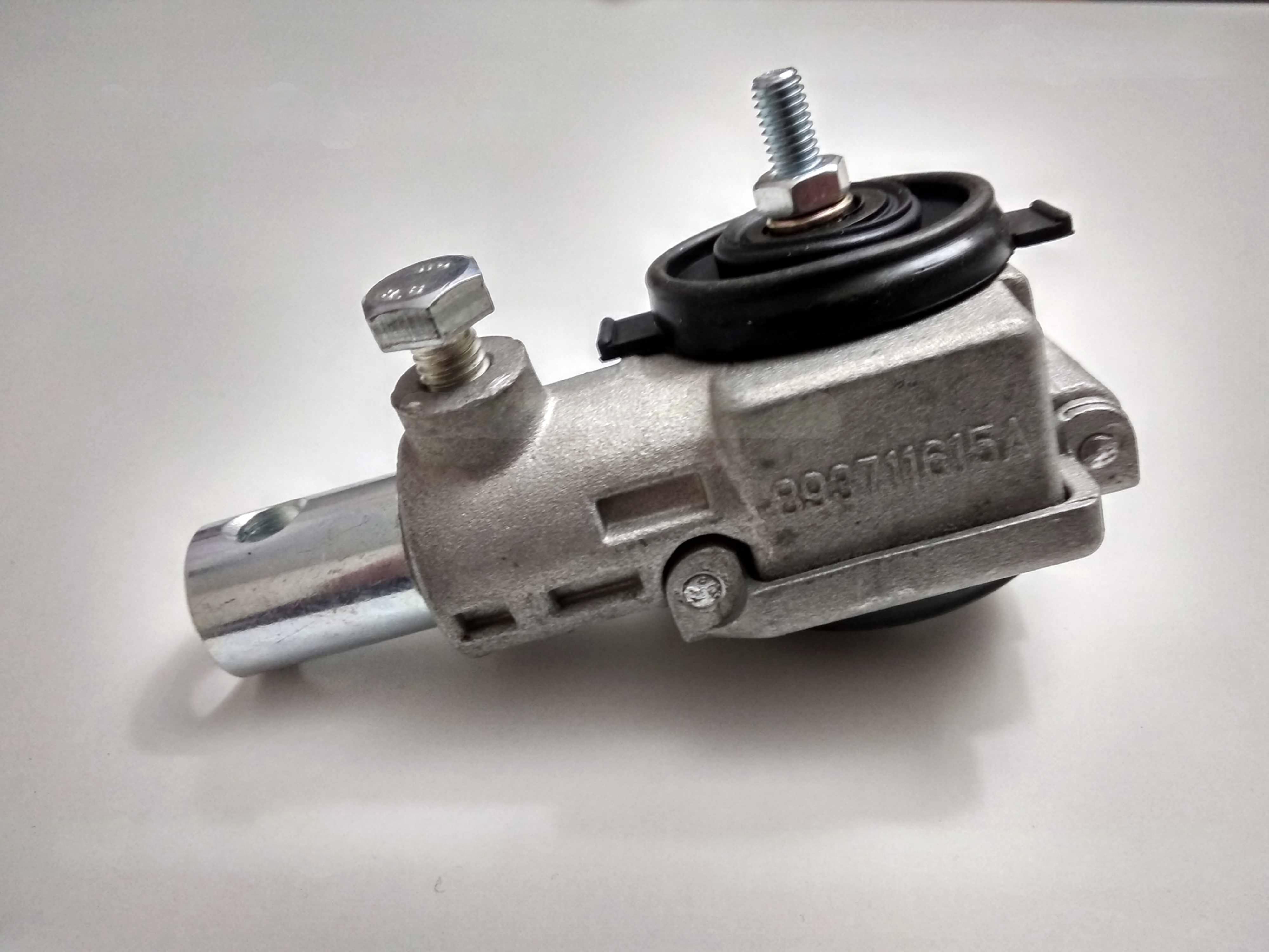 Кардан Vika кулисы КПП Audi 80 90/100/A6 C4 (1043)