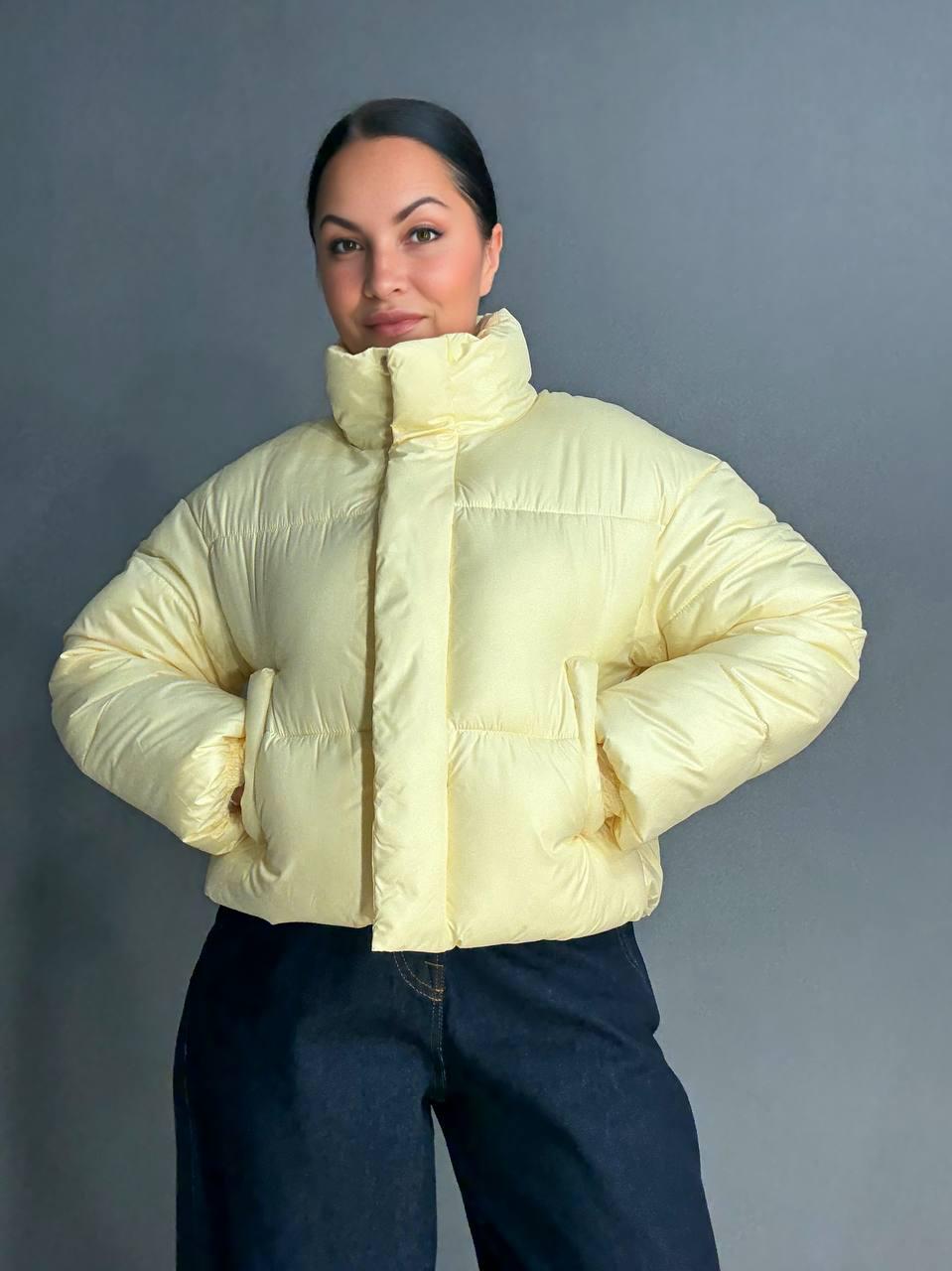 Куртка женская HAIZIYUAN 8606 короткая пуффер с воротником XL Желтый (4794) - фото 4 Куртка женская HAIZIYUAN 8606 короткая пуффер с воротником XL Желтый (4794) - фото 4