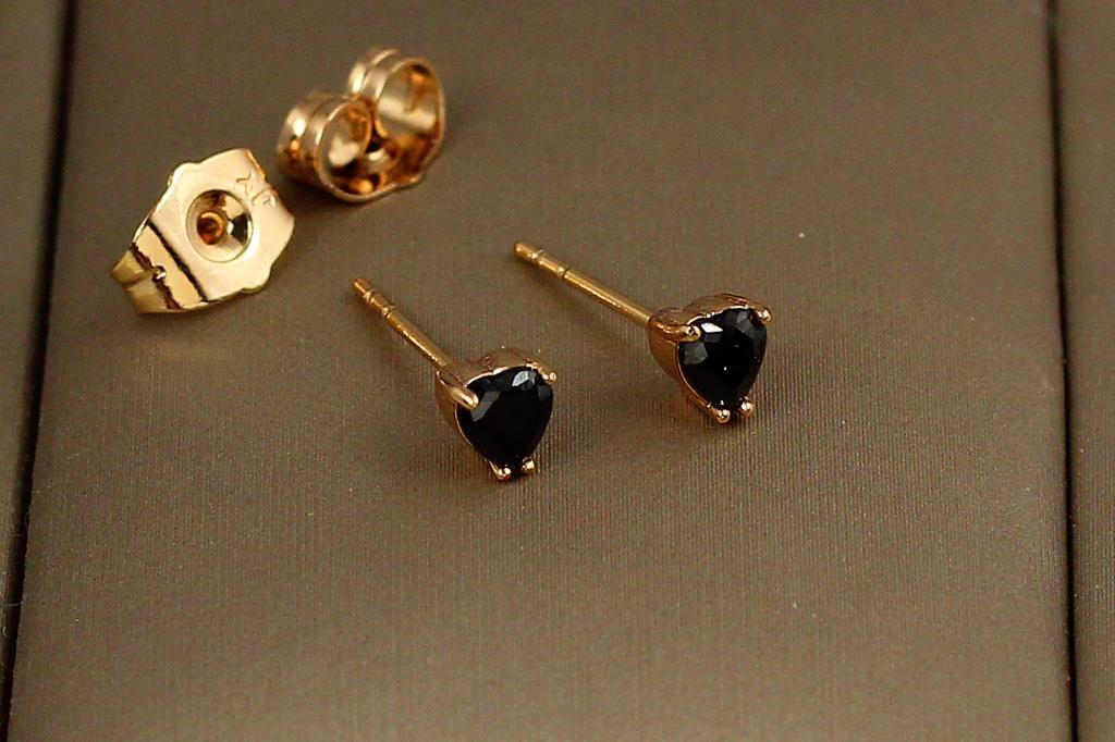 Серьги гвоздики Xuping Jewelry сердечки с черными камешками 4 мм Золотистый (27486950)