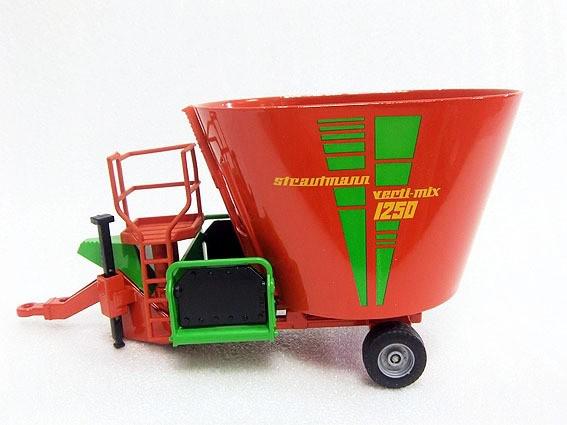 Причіп для змішування кормів Bruder Strautmann Verti-Mix модель 1:16 (2450)