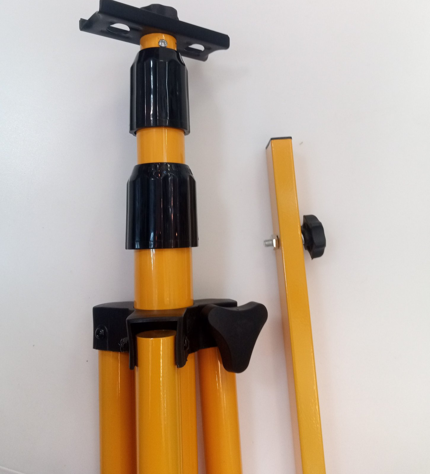 Подставка тренога под прожектор Lemanso 200 см телескопическая (LMP94) - фото 4 Подставка тренога под прожектор Lemanso 200 см телескопическая (LMP94) - фото 4