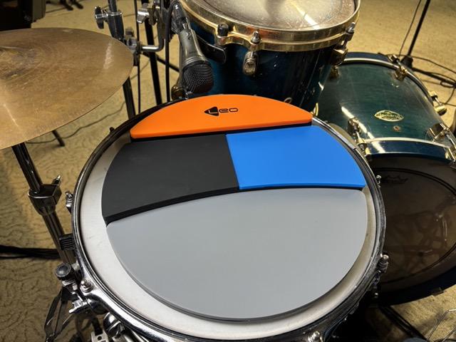 Пед тренувальний мультизонний LEO Drums 12" для барабанщика 30 см - фото 7 Пед тренувальний мультизонний LEO Drums 12" для барабанщика 30 см - фото 7