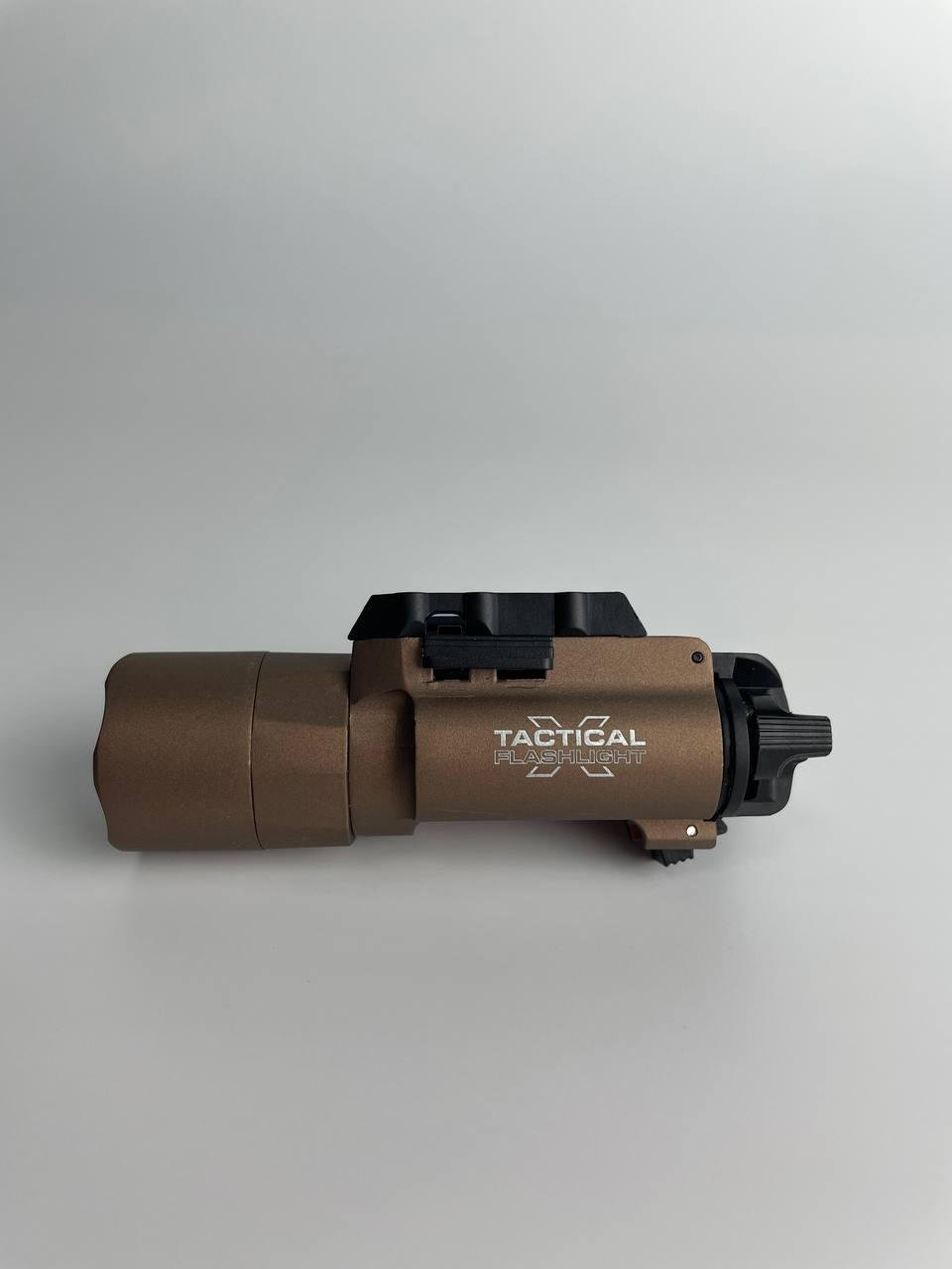 Фонарь Tactical Flashlight X300 Ultra Золотой