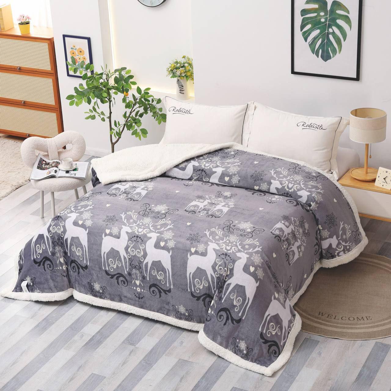 Плед двухсторонний Рождественские олени на овчине 150x200 см (1510) Плед двухсторонний Рождественские олени на овчине 150x200 см (1510)