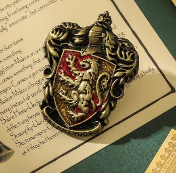 Брошка на одяг Harry Potter Гріфіндор 14895 (4998058)