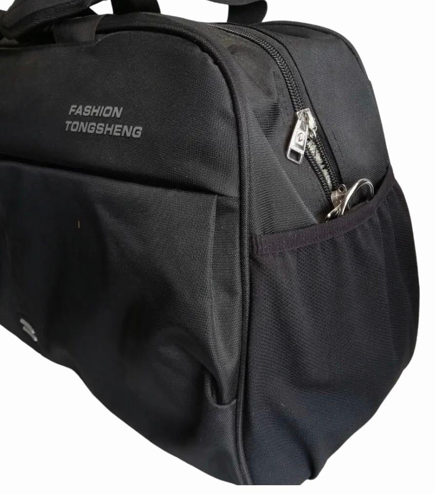 Сумка дорожня велика з боковими кишенями та з довгим ремінем через плече65 л Чорний (6356) - фото 2 Сумка дорожня велика з боковими кишенями та з довгим ремінем через плече65 л Чорний (6356) - фото 2