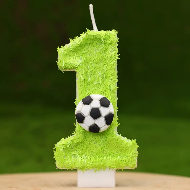 Свеча 3D Зеленая трава с футбольным мячом цифра 1 (24985560) Свеча 3D Зеленая трава с футбольным мячом цифра 1 (24985560)