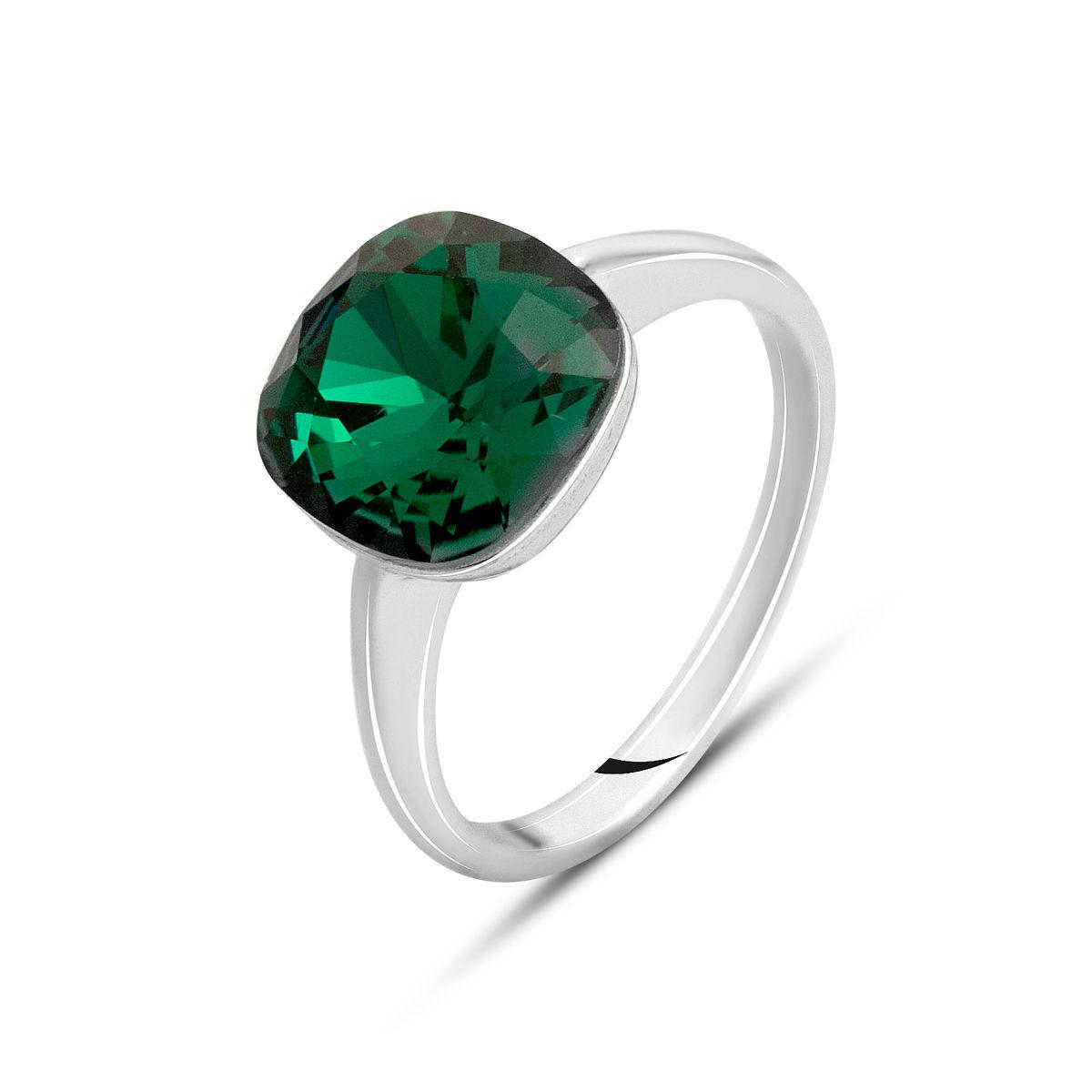 Кольцо серебряное с фианитами 3,15 г р. 18 (60001720)