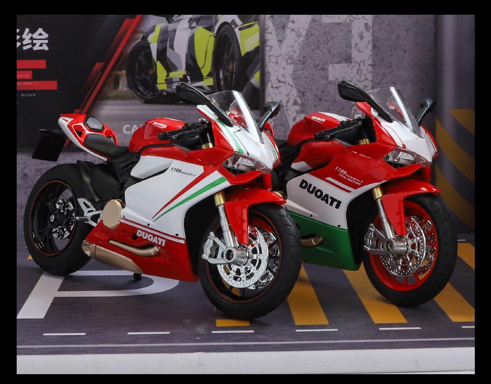 Мотоцикл TK Group Ducati 1199 Panigale 1:12 з металу з пластиком (2657882115) - фото 5 Мотоцикл TK Group Ducati 1199 Panigale 1:12 з металу з пластиком (2657882115) - фото 5