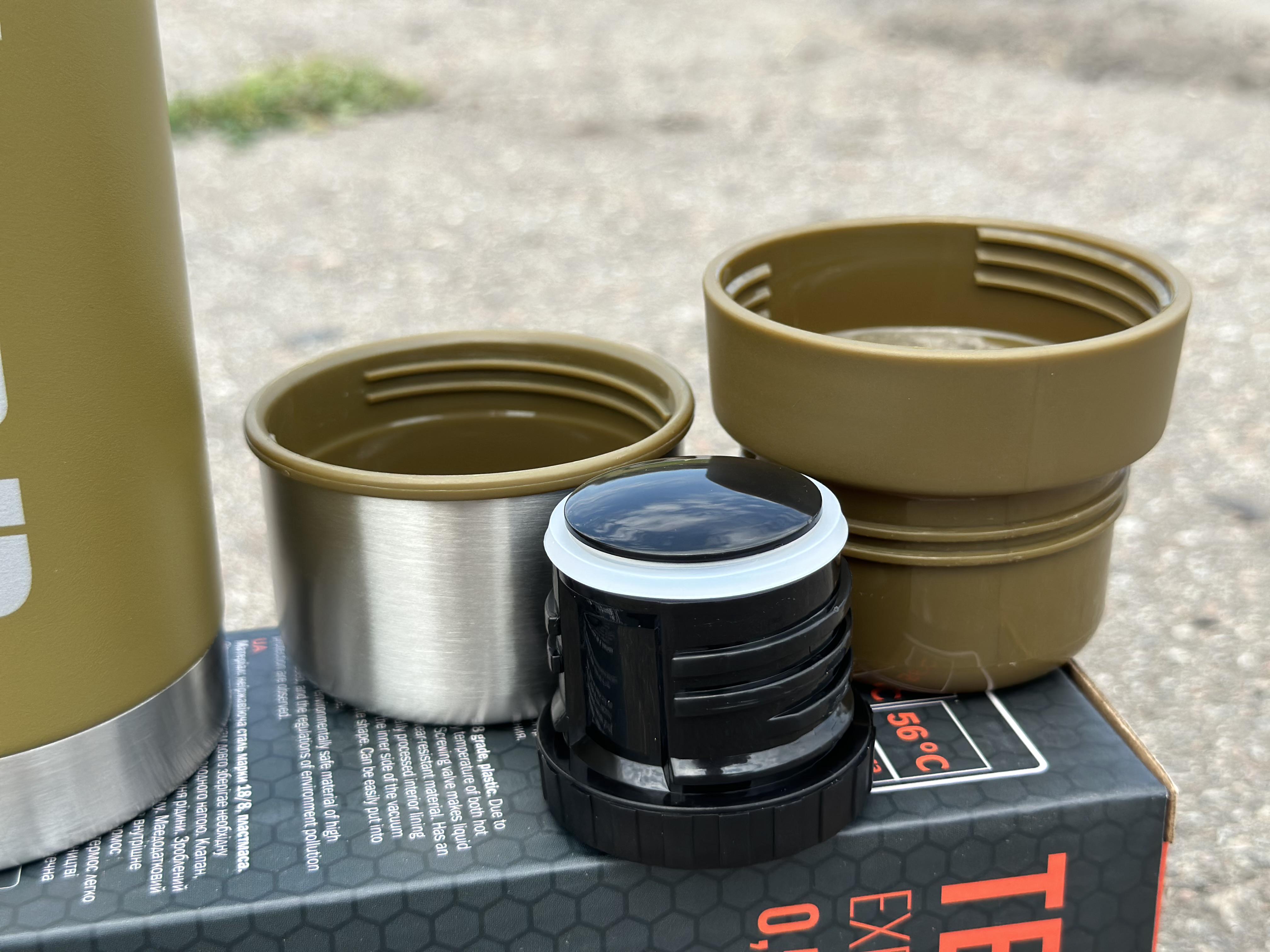 Термос для напитков Tramp expeditio с нержавейки держит 24 ч. 0,5 л (TRC-030-olive) - фото 7