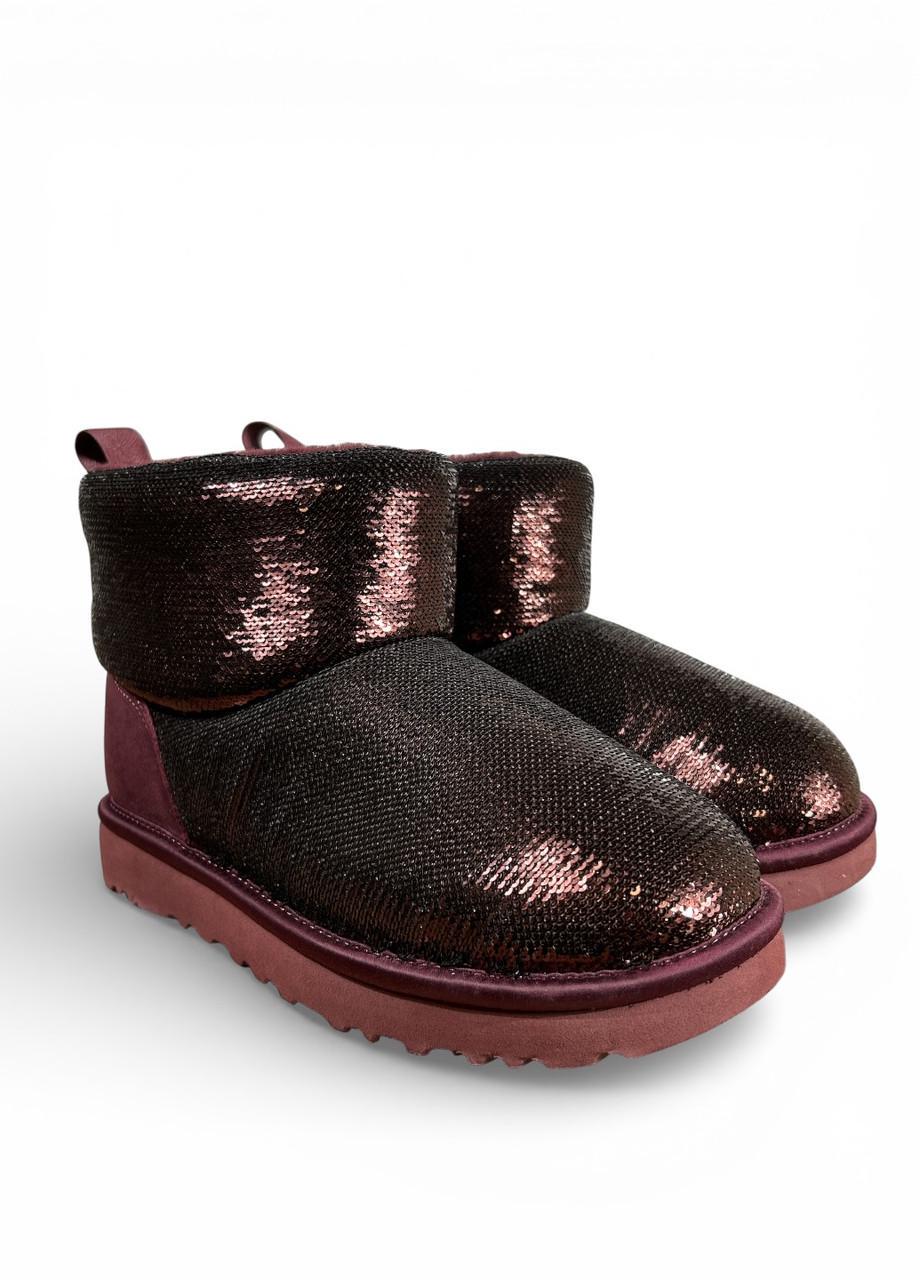 Уггі UGG Classic Mini Mirror Ball s/n1151291 р. 37 US 6 23 см Бордовий (2903217264) Уггі UGG Classic Mini Mirror Ball s/n1151291 р. 37 US 6 23 см Бордовий (2903217264)