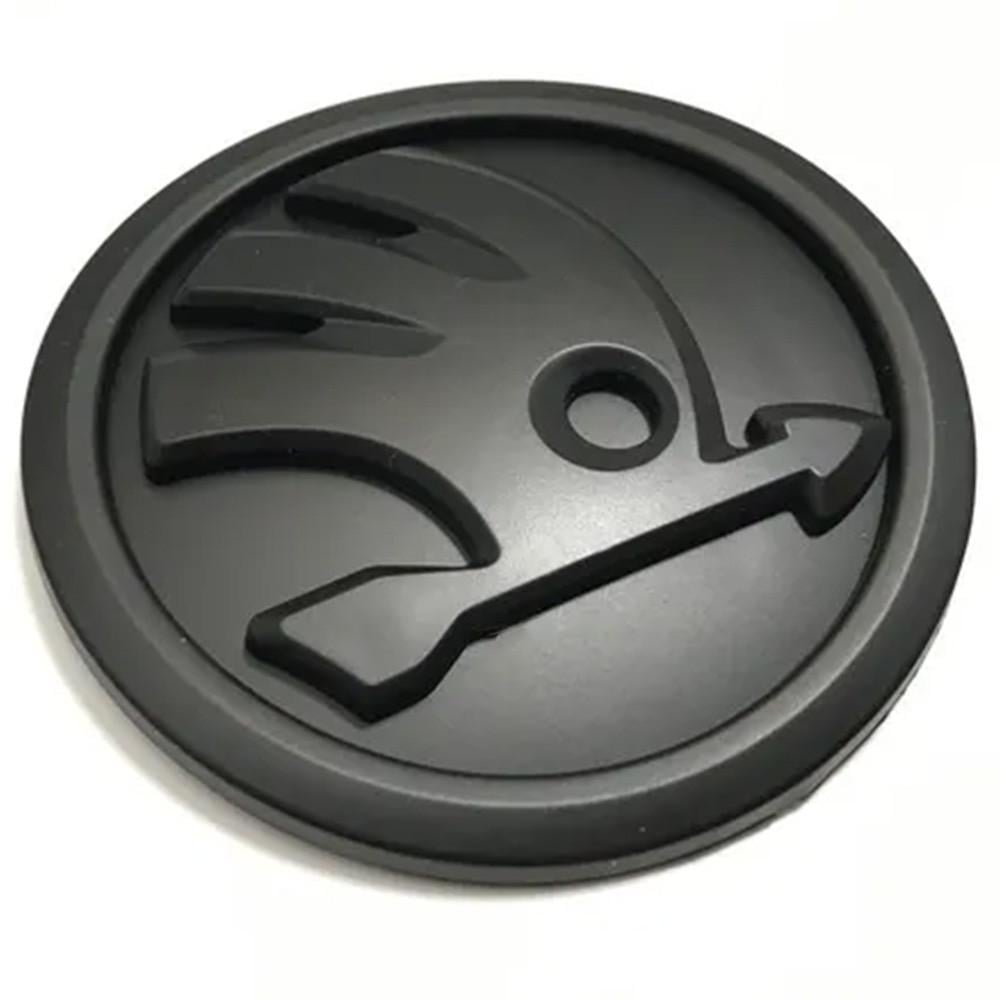 Эмблема крышки багажника Skoda матовая 79 мм (15421772)