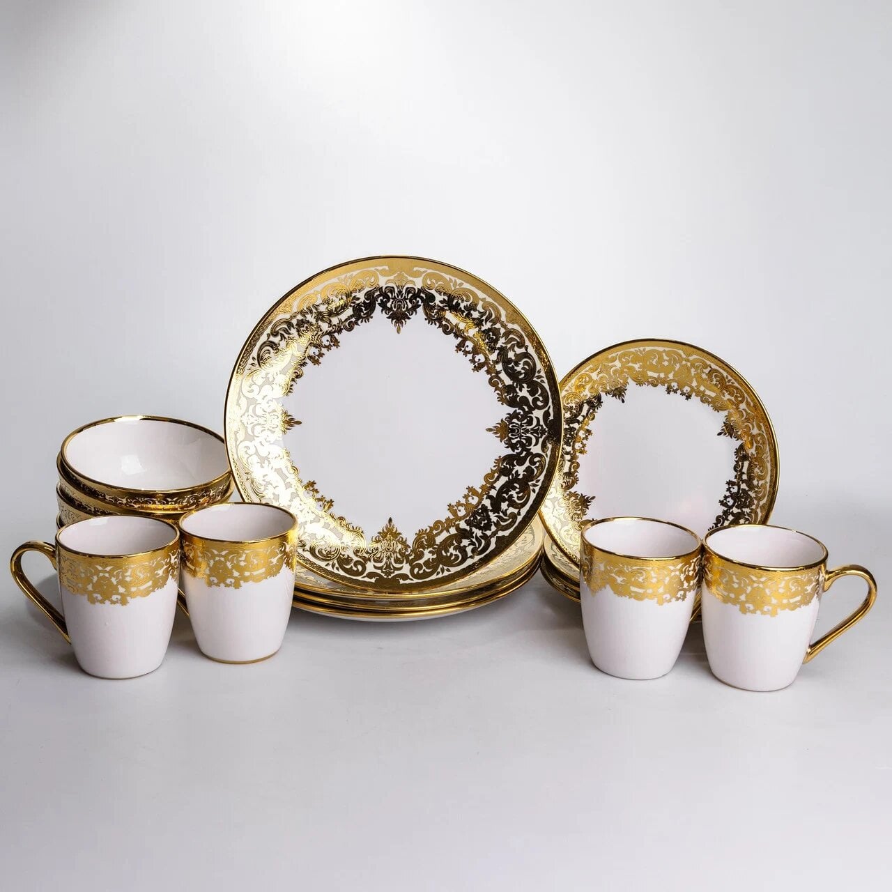 Столовый фарфоровый сервиз YIWU Royal с золотистым узором на 4 персоны 16 пр. (HB-16)