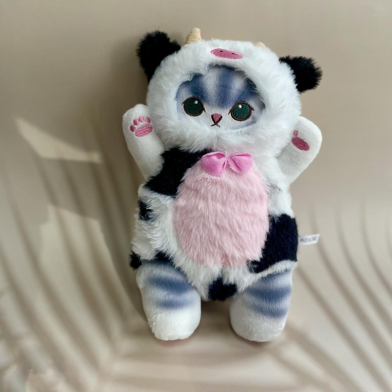 М'яка іграшка Котик у костюмі Корови 26 см (2571442817) М'яка іграшка Котик у костюмі Корови 26 см (2571442817)