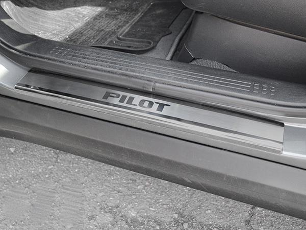 Накладки на пороги Libao Натанико премиум для Honda Pilot 2008-2015 гг. нержавеющая сталь 4 шт. 19667