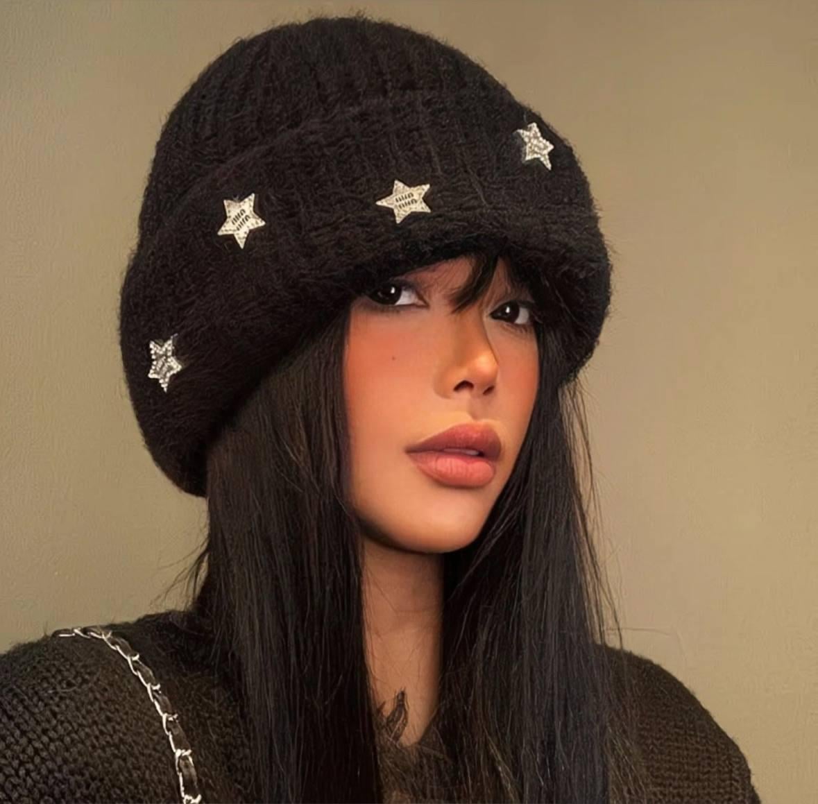 Шапка зимняя корейская вязаная со звездами унисекс One size Черный (N812787/2839374355)