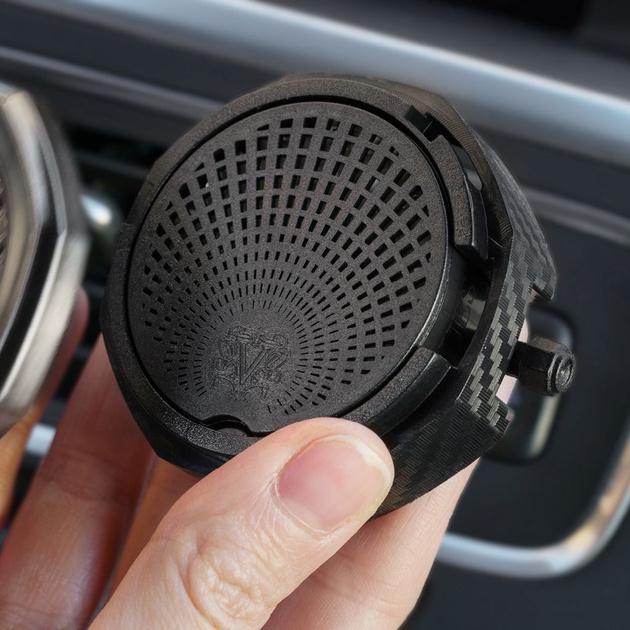 Аромадиффузор для автомобиля Dr. Vranjes ROSSO NOBILE/AMBRA с двумя сменными блоками Карбон (GFT0095BABLE2) - фото 5 Аромадиффузор для автомобиля Dr. Vranjes ROSSO NOBILE/AMBRA с двумя сменными блоками Карбон (GFT0095BABLE2) - фото 5