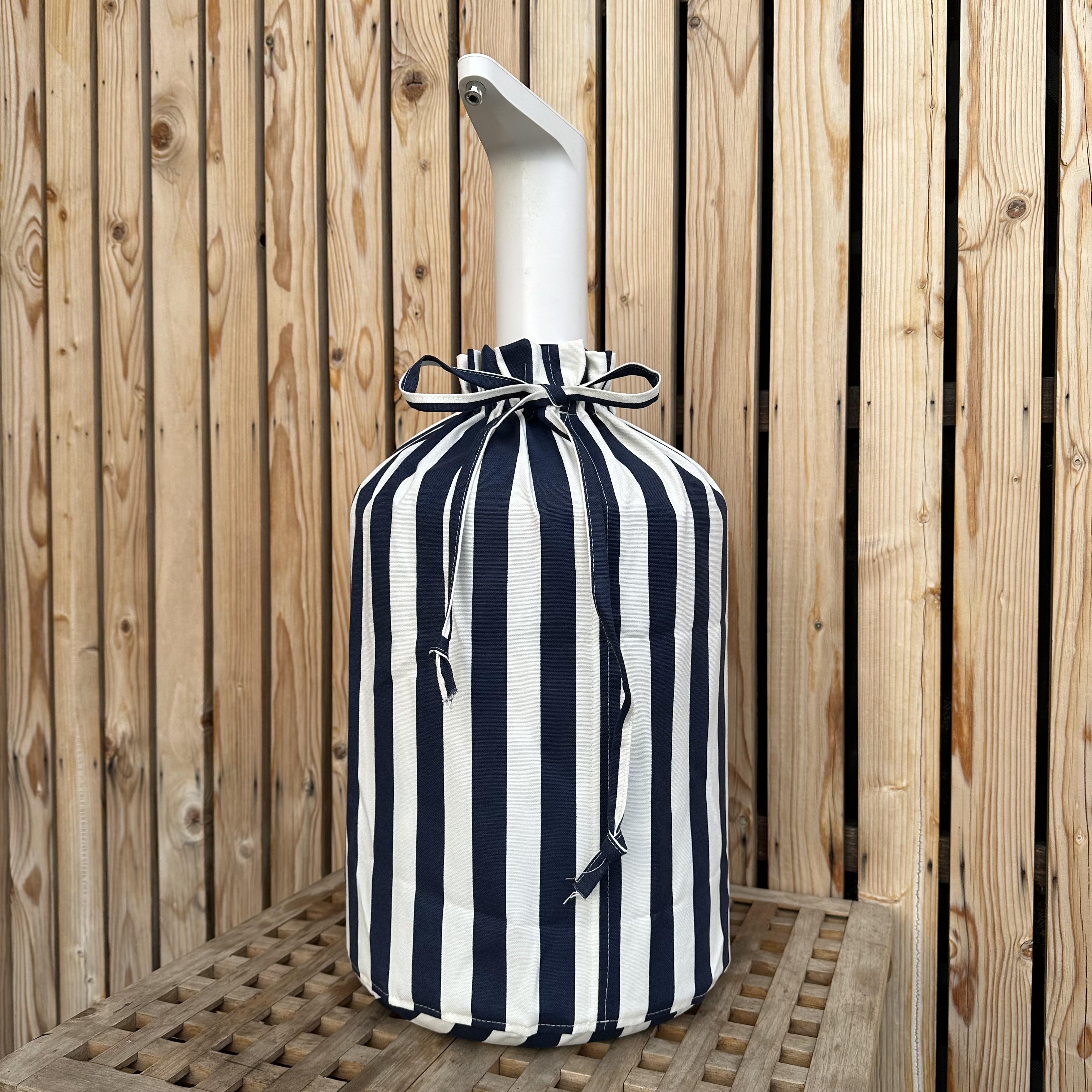 Чохол текстильний з тефлоном на пластиковий бутль 19 л смужка Синій/Білий Чохол текстильний з тефлоном на пластиковий бутль 19 л смужка Синій/Білий