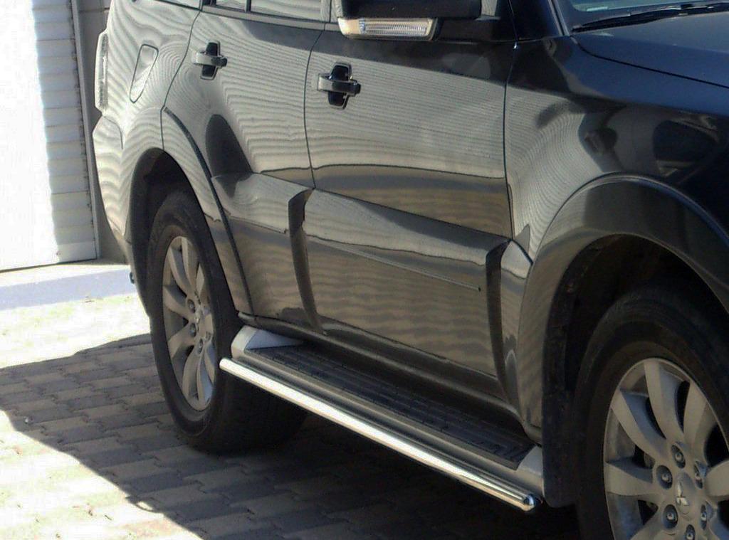 Боковые трубы под родной CAN для Mitsubishi Pajero Wagon III нержавеющая сталь Хром
