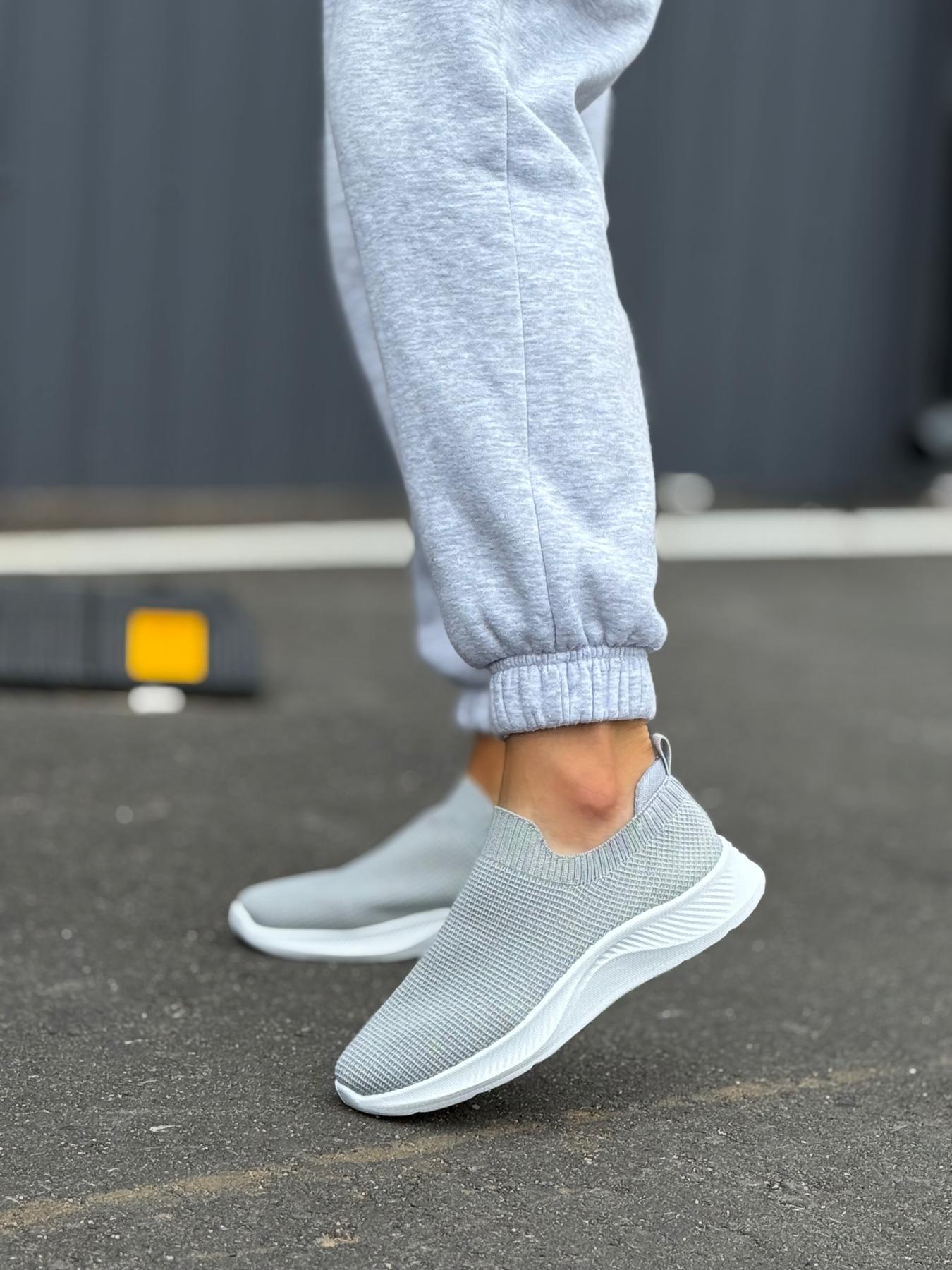 Кросівки жіночі текстиль р. 38 Сірий (13426807) Кросівки жіночі текстиль р. 38 Сірий (13426807)