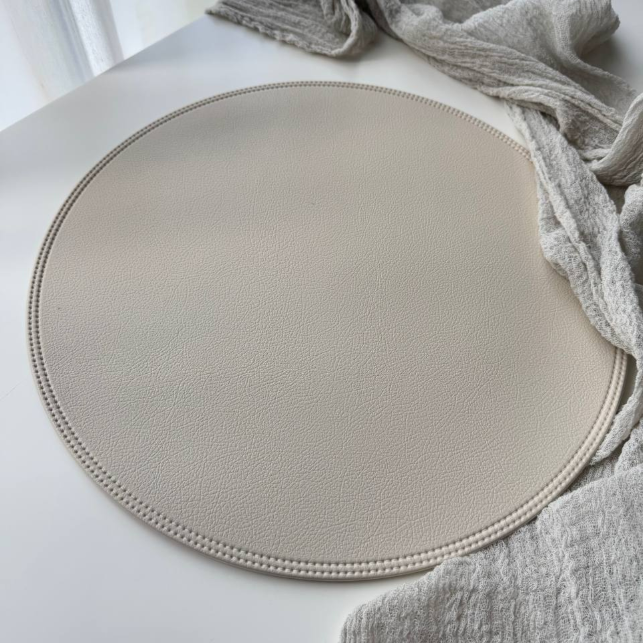 Коврик для сервировки 38 см Бежевый (WS0931) - фото 1 Коврик для сервировки 38 см Бежевый (WS0931) - фото 1