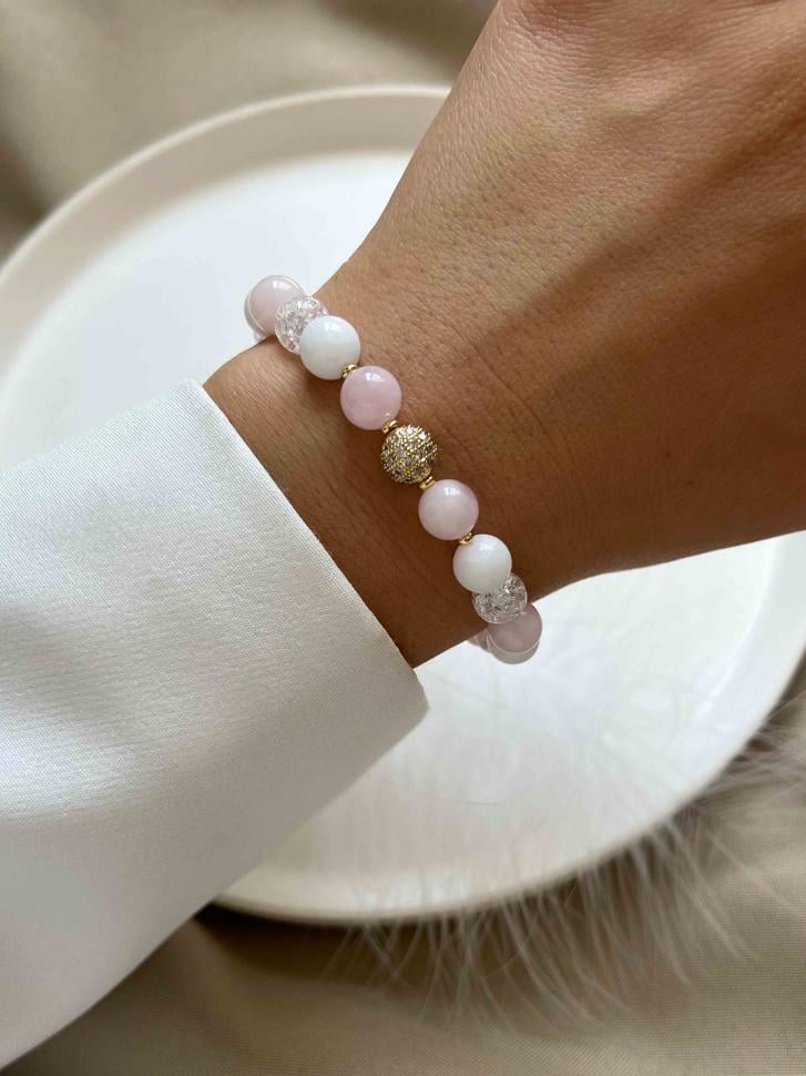 Браслет из камней розовый кварц и нефрит (5508)