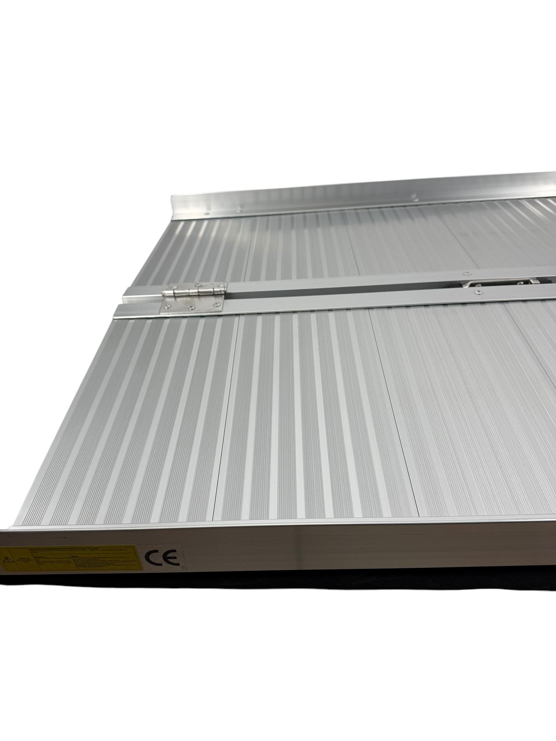 Рампа складана алюмінієва для інвалідних візків 90 см (MED1-SC-WTB01) - фото 3 Рампа складана алюмінієва для інвалідних візків 90 см (MED1-SC-WTB01) - фото 3