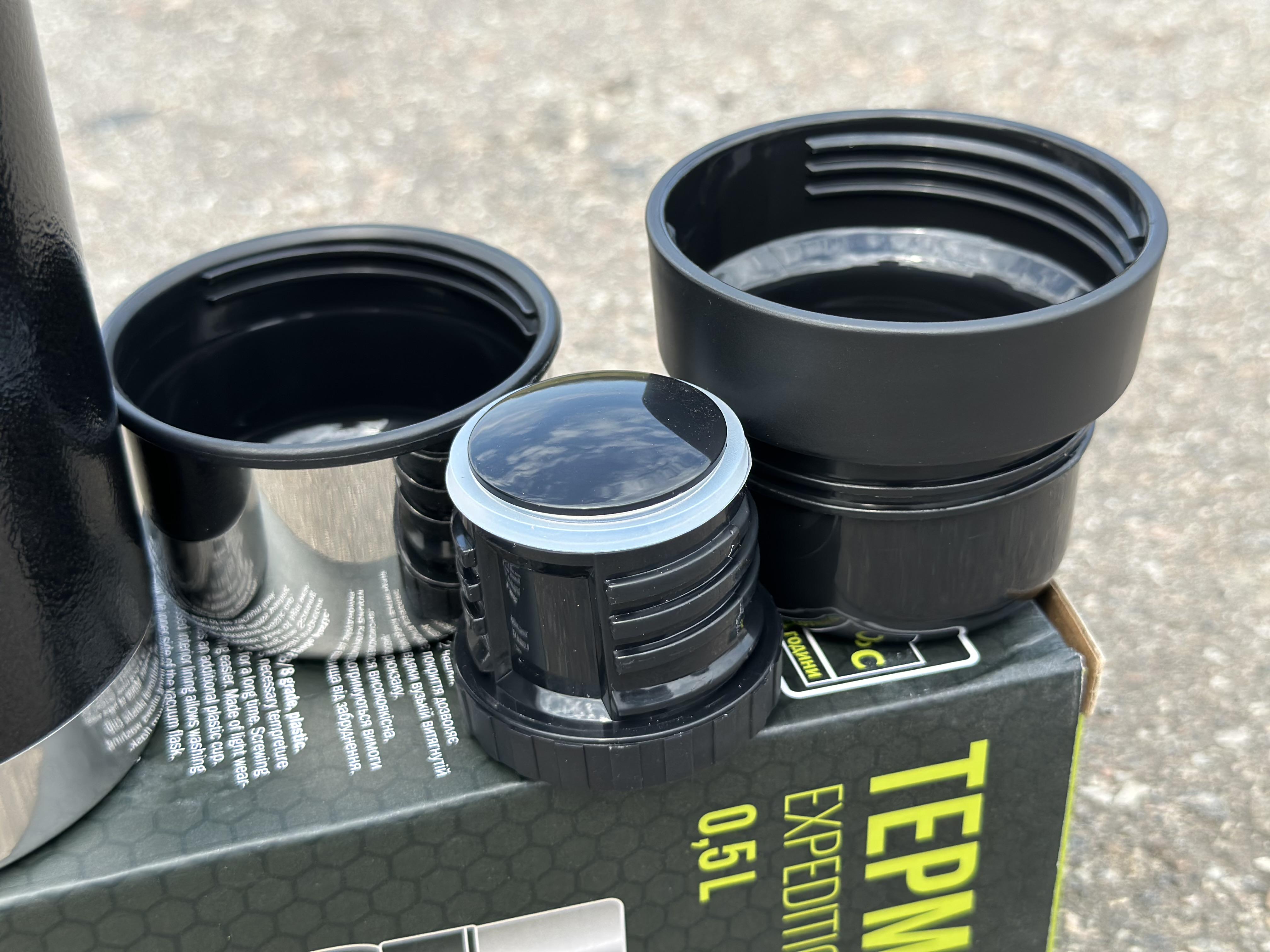 Термос для напитков Tramp expeditio с нержавейки держит 24 ч. 0,5 л (UTRC-030-black) - фото 5